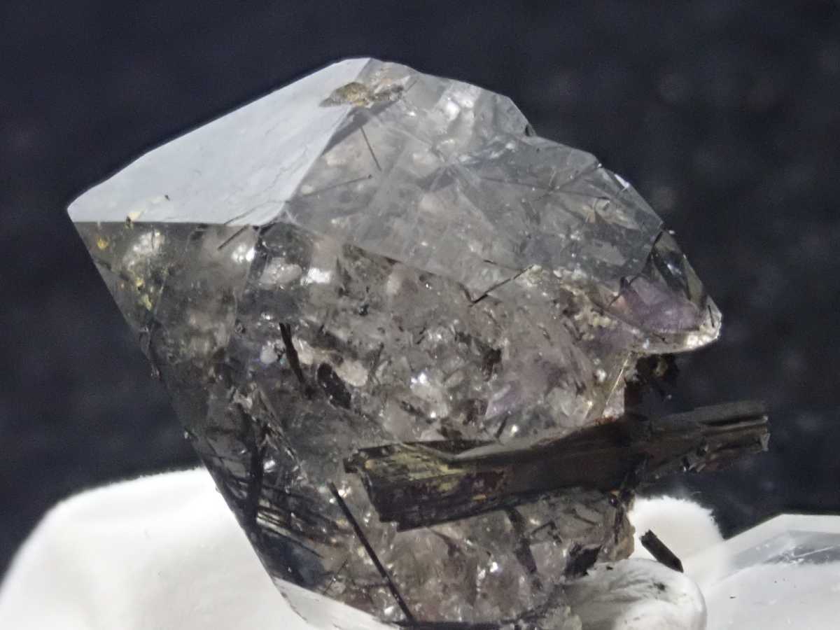 中古 値段 ショールインクォーツ 水晶 電気石 鉱物標本 原石 天然石