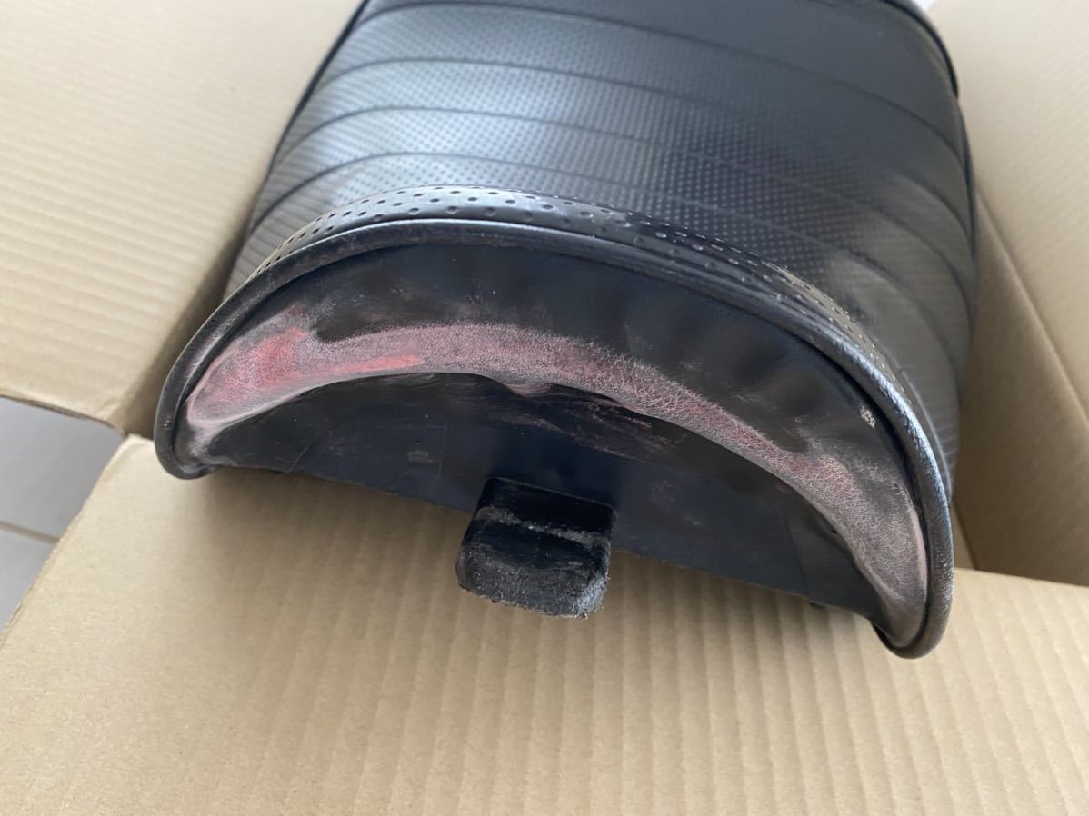KAWASAKI ZRX400 後期型 純正 タックロール シート(純正品)｜売買され 