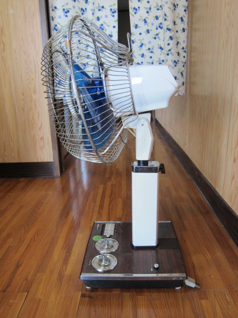 中古】扇風機 日立 HITACHI H-654 さわ風 DESK FAN 卓上扇 昭和レトロ 