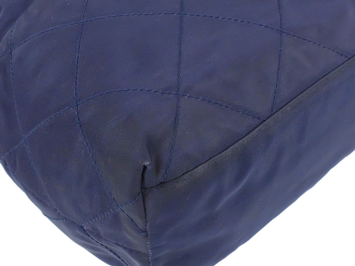 期間限定 【PRADAプラダ】三角ロゴ キルティング チェーンショルダー