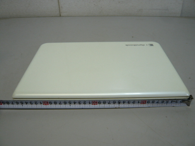 ☆東芝 TOSHIBA T654/57KW Core i3 ノートパソコン！80サイズ発送