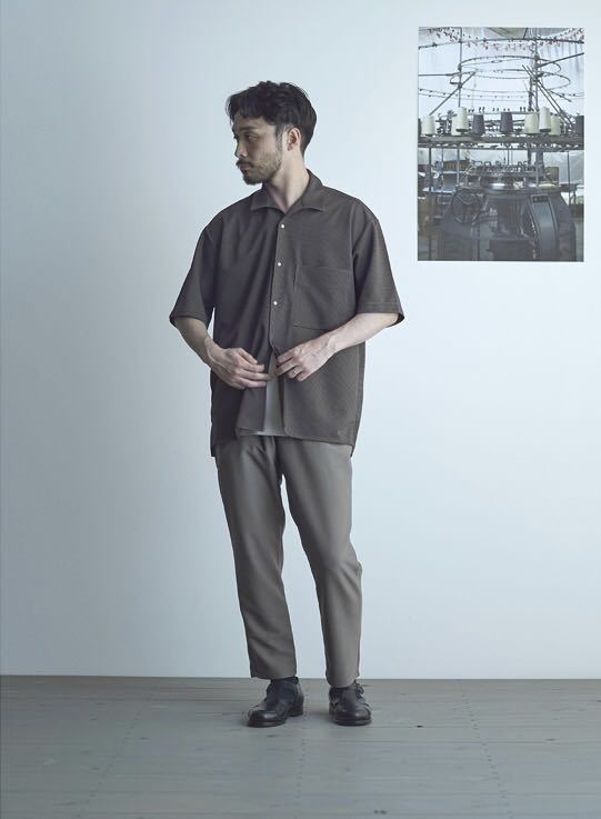 最安値，安い curly REGENCY S/S SHIRTSi半袖シャツ/grege strato MUJI LABO yaeca eel 1ldk beams 無印良品 ユニクロ(Lサイズ)｜売買されたオークション情報、yahooの商品情報をアーカイブ公開 - オークファン 半袖シャツ一般