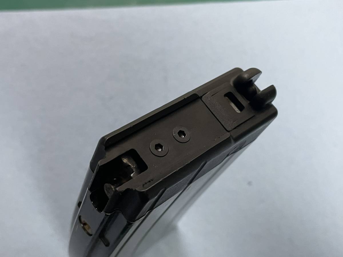 VFC ガスブローバック マガジン V3 V2 セット VFC ガスブローバック マガジン V3 V2 セット VFC M16 ⁄ M4 V3 ガス