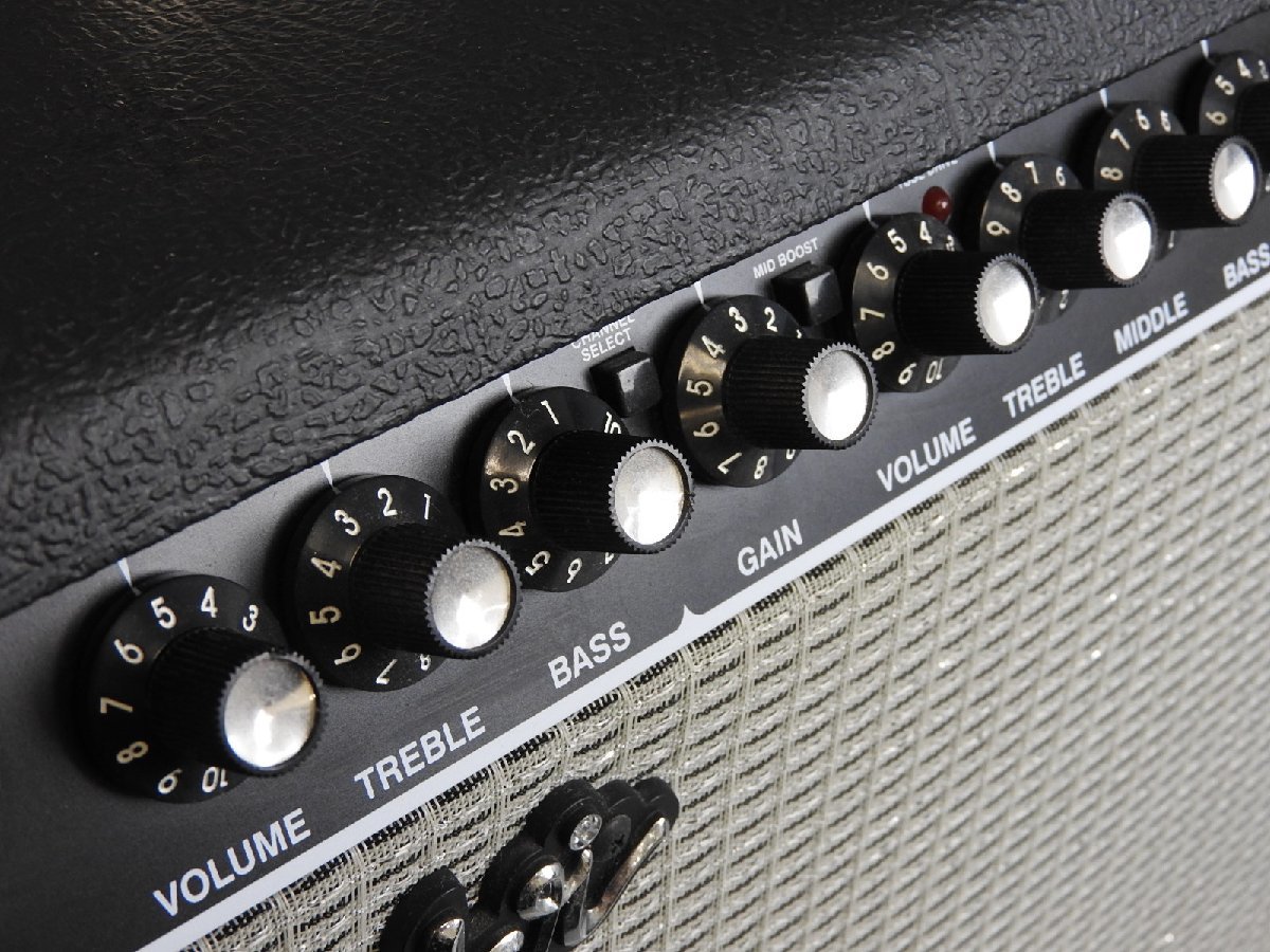 Valve フェンダー Studio Fender ギターアンプ SVD-20CE Drive STUDIO JAPAN SV-20CE FENDER VALVE 札幌市 SVH スタジオ ギターアンプ。サイズや重さは説明欄参照。