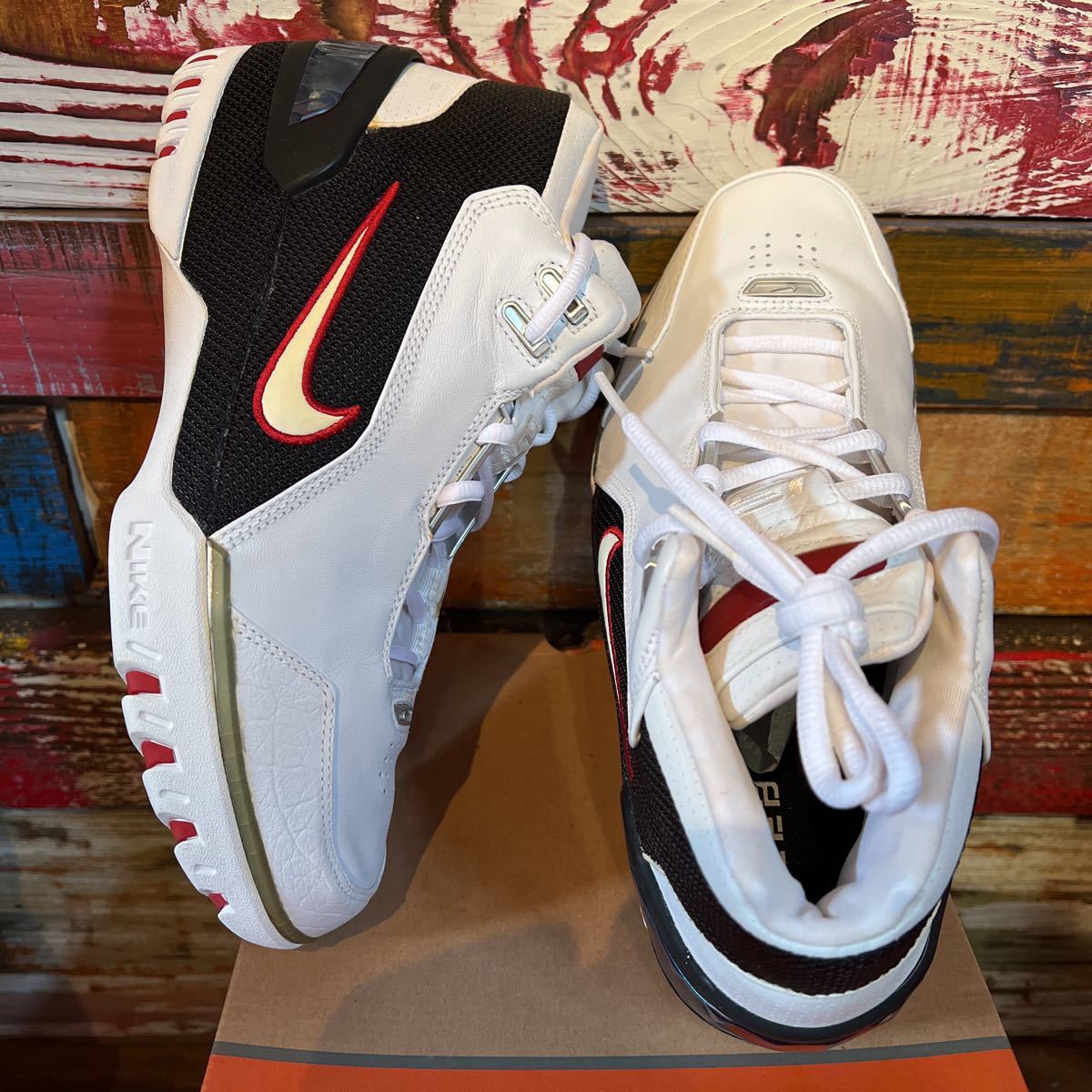 Nike Generation Zoom Air - LeBron Retro Game the First Sneaker 