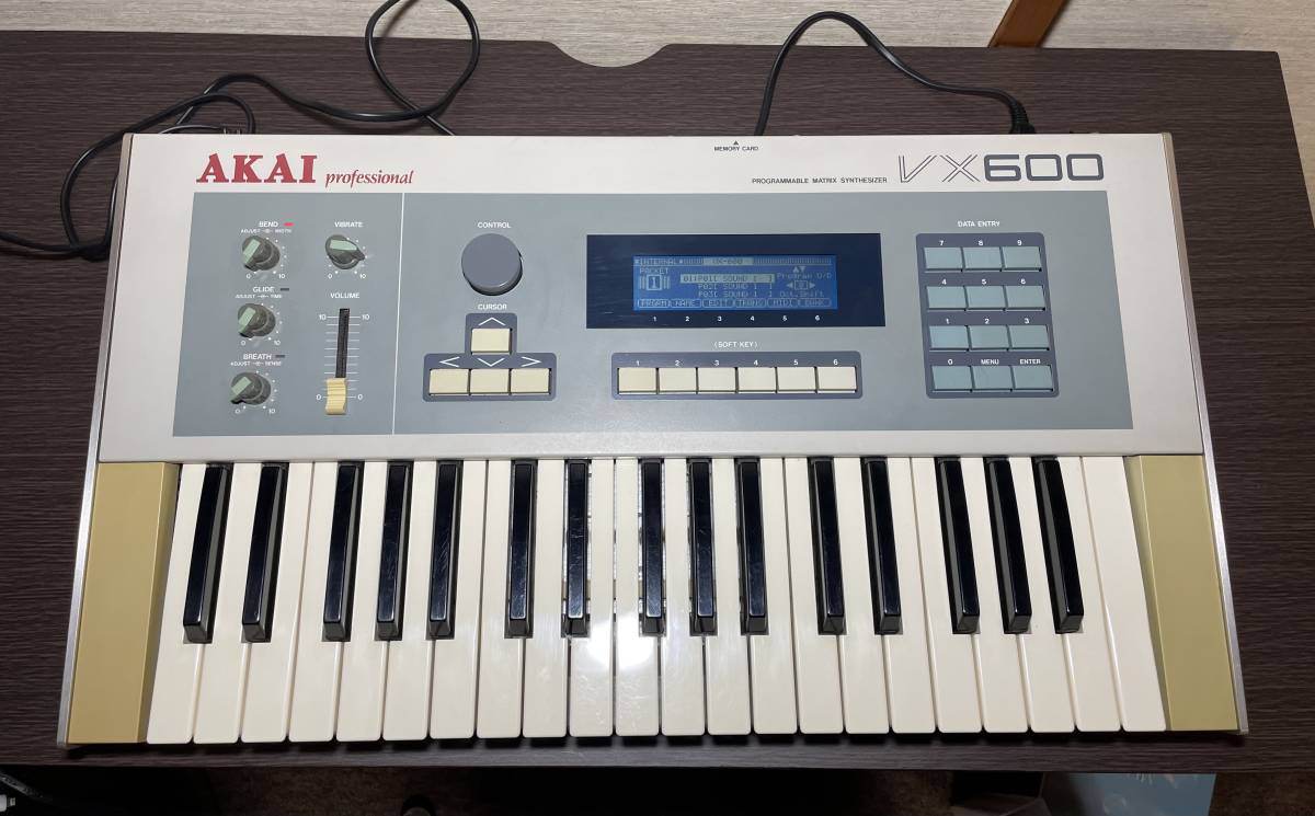 大人気，爆買い AKAI アカイ VX600 シンセサイザー アナログ ビンテージ(その他)｜売買されたオークション情報、yahooの商品情報をアーカイブ公開 - オークファン その他