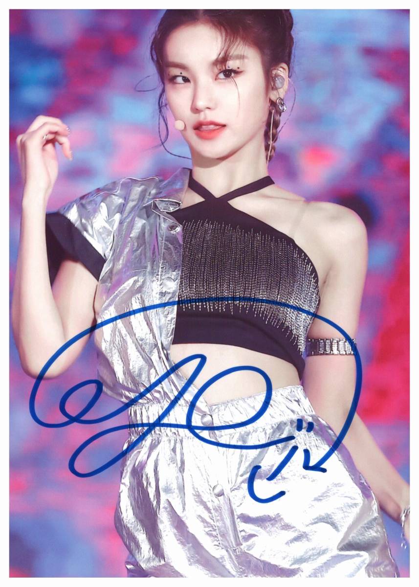 B 2L判 イェジ Yeji ITZYのメンバー 直筆サイン写真 COA簡易証明書付