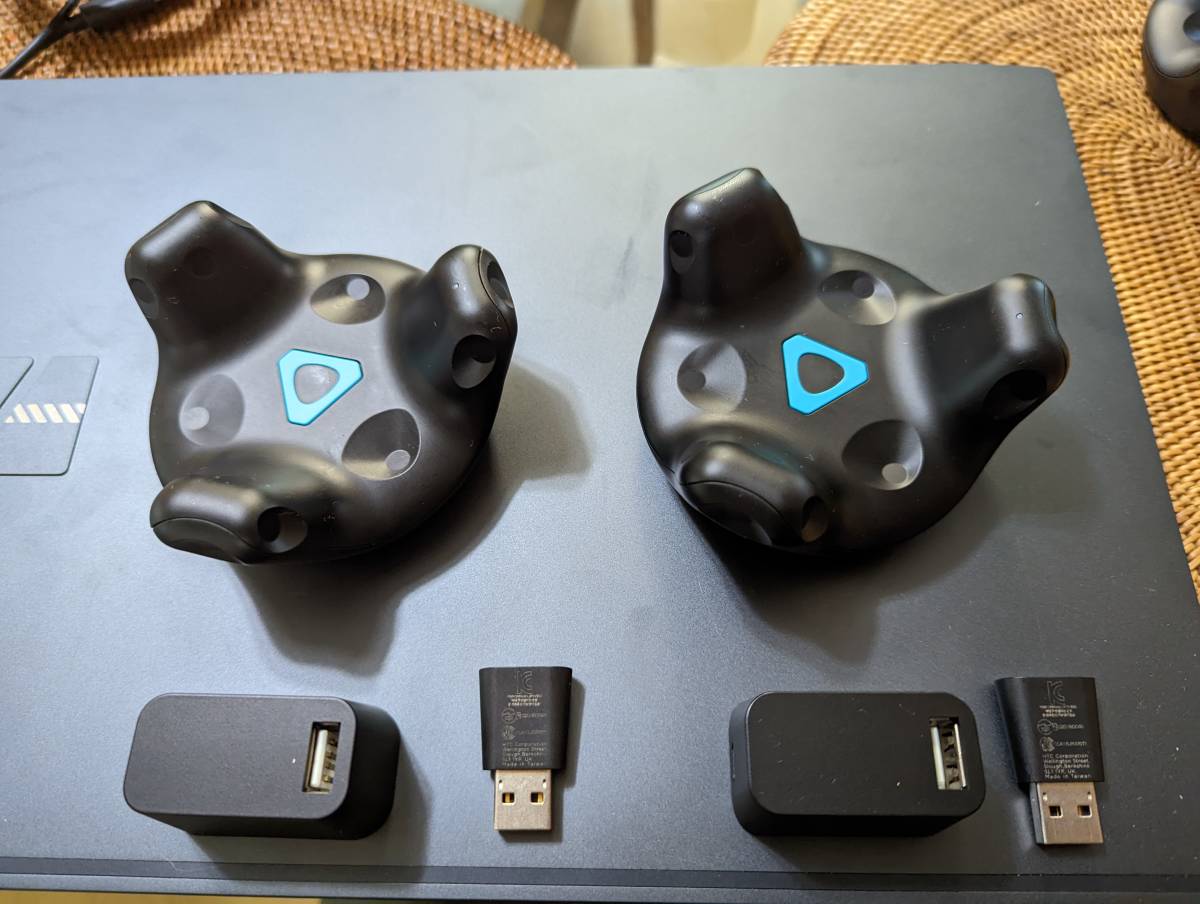 ☆中古美品☆HTC VIVE Tracker トラッカー 2個セット(無線LAN)｜売買 