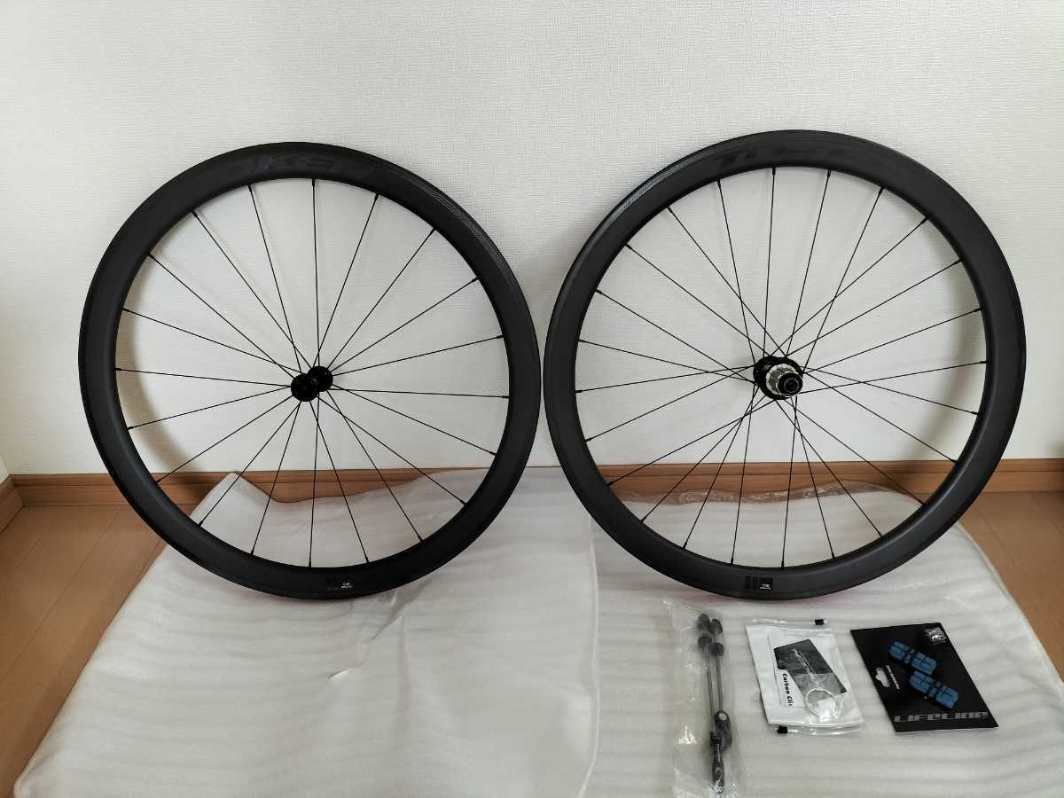 TOKEN トーケン C45R RESOLUTE シマノフリー 11s対応 クリンチャー