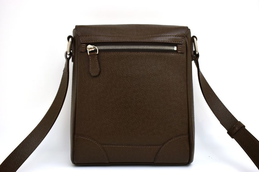 □使用僅か 極美品□ ルイヴィトン Louis Vuitton タイガ ルカ メンズ 