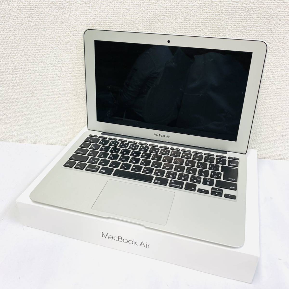 MacBook Air Apple (11-inch, 2014) 0 Apple