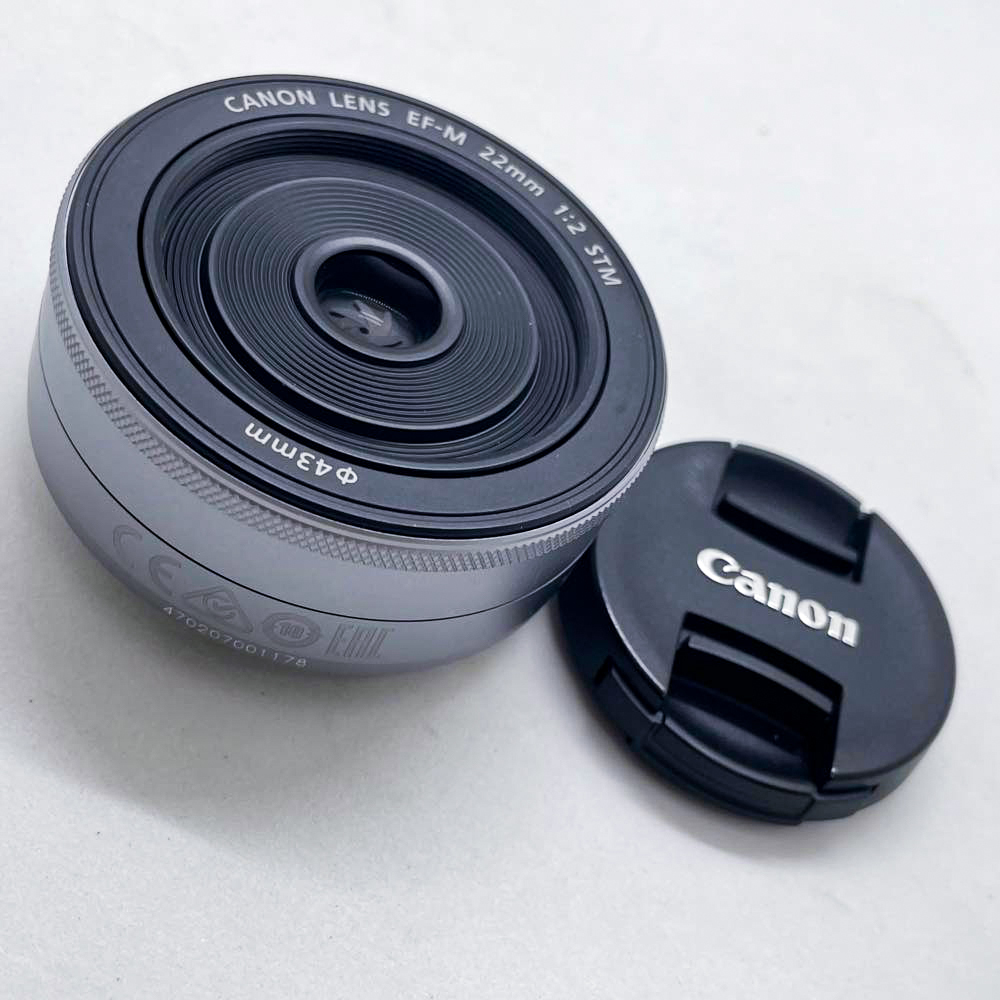 Canon キヤノン EF-M 22mm 1:2 STM 薄型パンケーキレンズ CANON EF