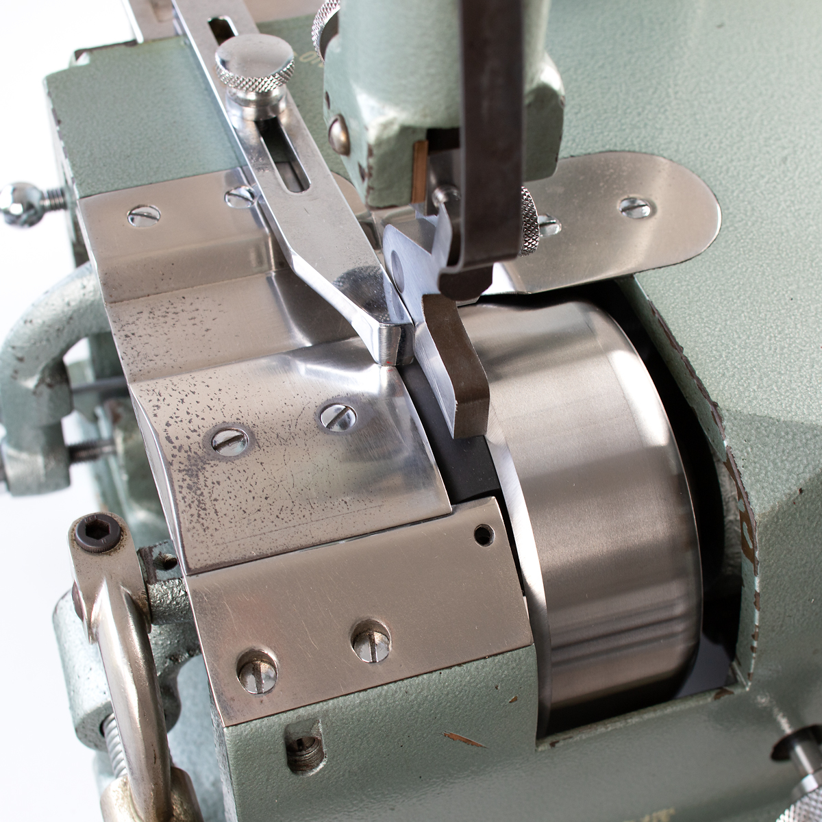 NIPPY ニッピ NP-202 革漉き機 皮漉機 サーボモーター レザークラフト