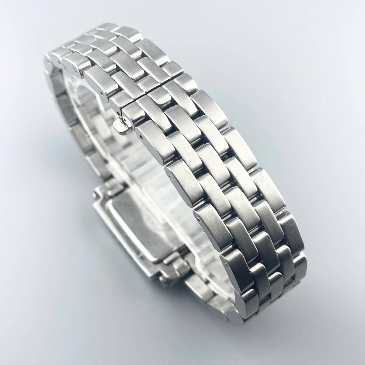 1円〜】FENDI フェンディ 腕時計 メンズ 6000G クアドロ ホワイト文字