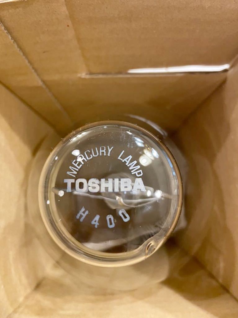 透明水銀灯 生産終了、未使用保管品 東芝後期H400になります。 東芝 |