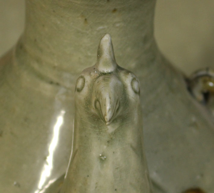 秘蔵品 越州窯飛青磁鶏耳壷 五代十国時代(宋)｜