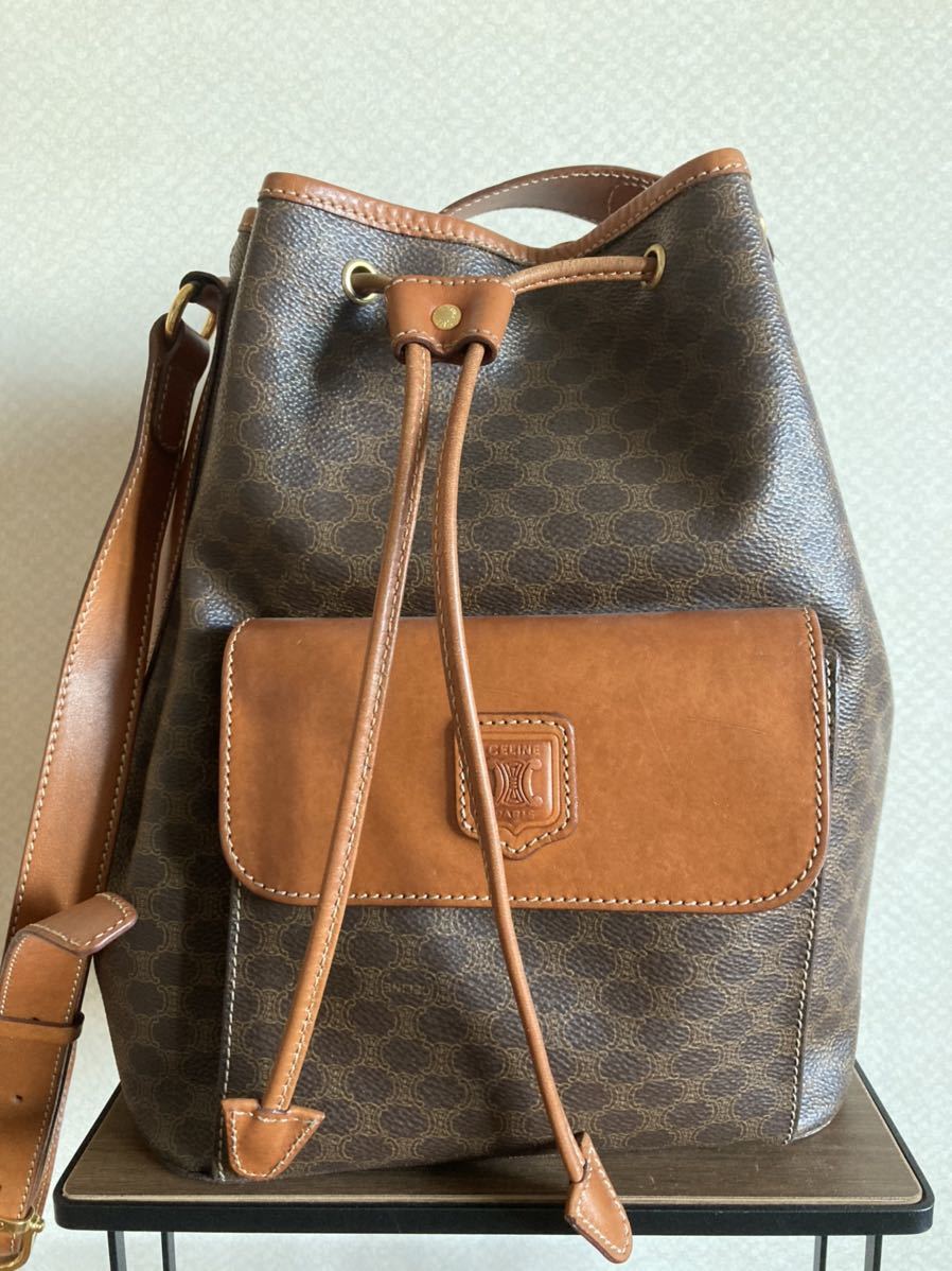 セリーヌ 巾着 ショルダーバッグ マカダム柄 トリオンフ 大容量 多機能 CELINE セリーヌ ヴィンテージ マカダム柄 巾着 ショルダーバッグ