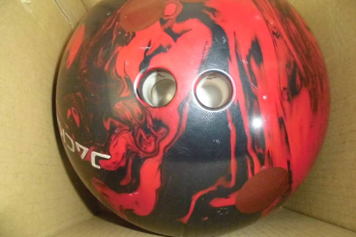 送料無料・中古】モーティブ ジャッカルLE 15ポンド ボウリング ボール 送料無料・中古】モーティブ ジャッカルLE 15ポンド ボウリング ボール