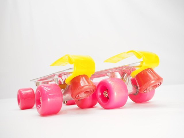 売り切り特価!1スタで。未使用 当時物ローラースケート クワッド