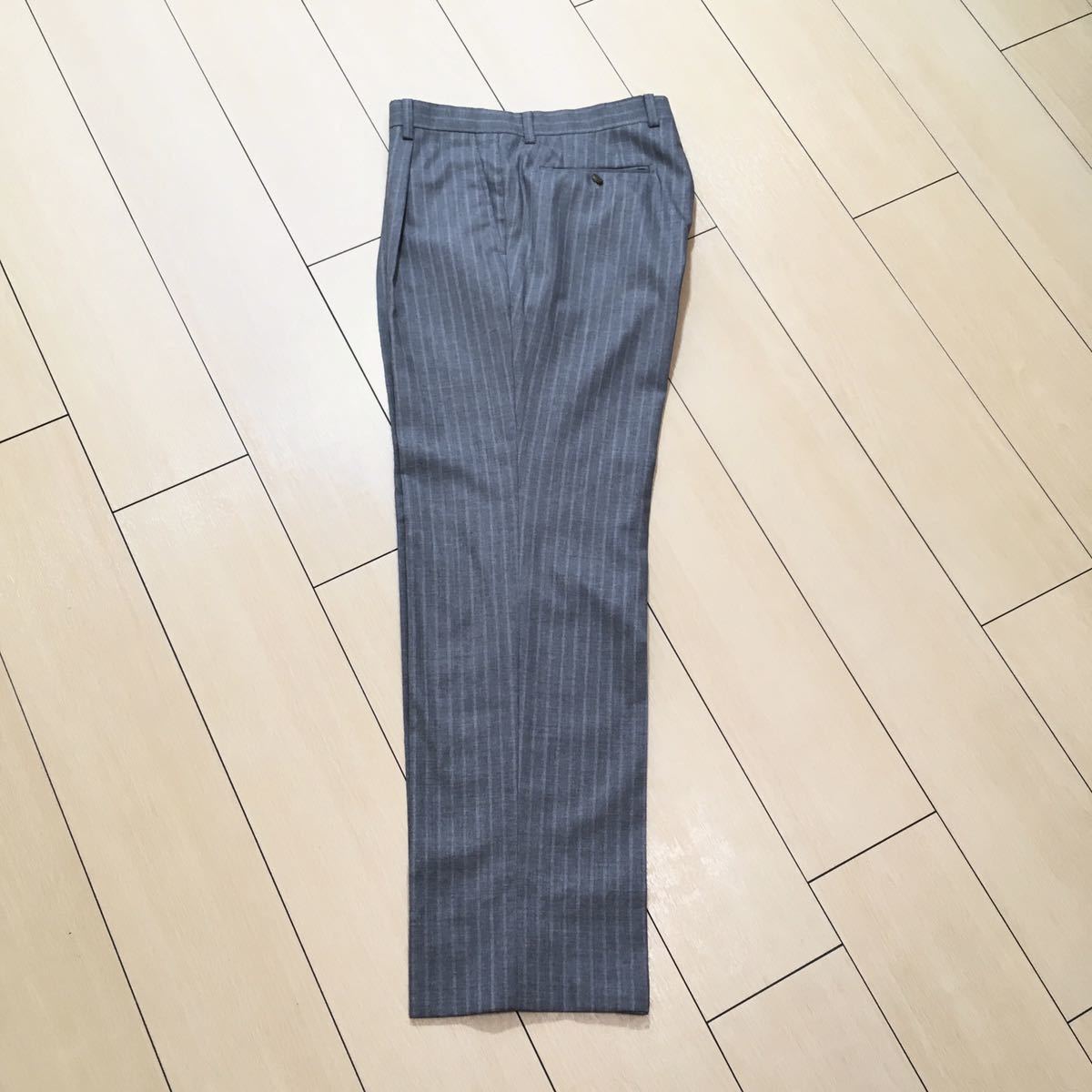 美品★ランバン LANVIN 上質サマーウール 極上の春夏スーツ★グレー ストライプ セットアップスーツ ビジネス 灰 背抜き/L位/A461 極上3ピース☆豪華リバーシブルベスト☆高級ランバンコレクション ランバン LANVIN 「LANVIN&frasl;ランバン」 57.春に◎ 美品