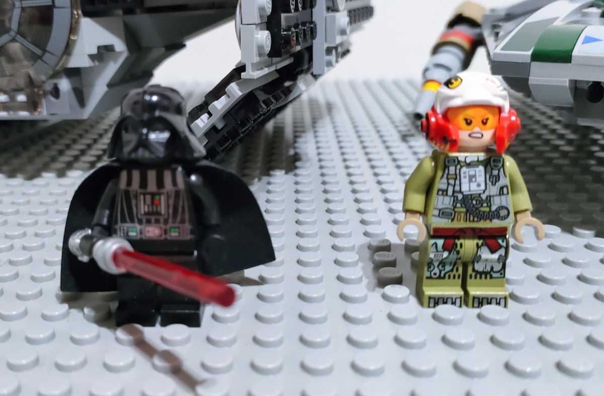 LEGO STAR WARS 75150 ダース・ベイダーのTIEアドバンスト vs A  