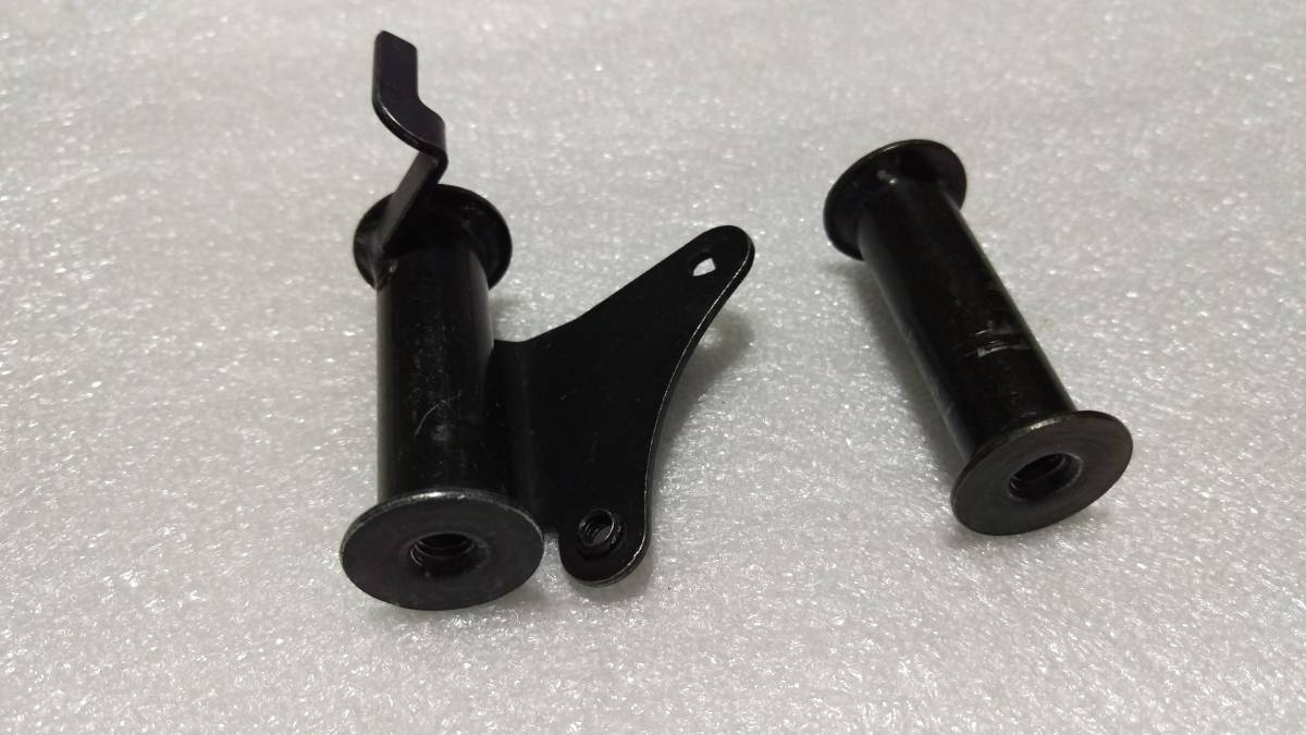 絶版 ヤマハ 純正部品 1KT TZR250 サイドカウルステー 左右 1KT-28321