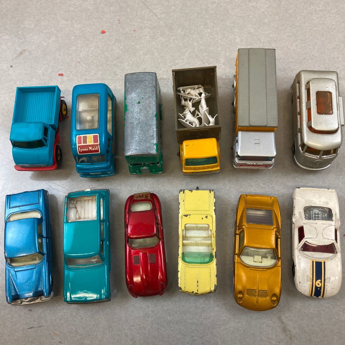 227】MATCHBOX マッチボックス ミニカー まとめ売り 12台セット 昭和 