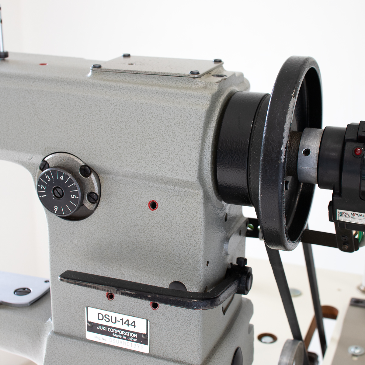 JUKI DSU-144 筒型 上下送りミシン 2倍釜 100V サーボモーター 工業用  