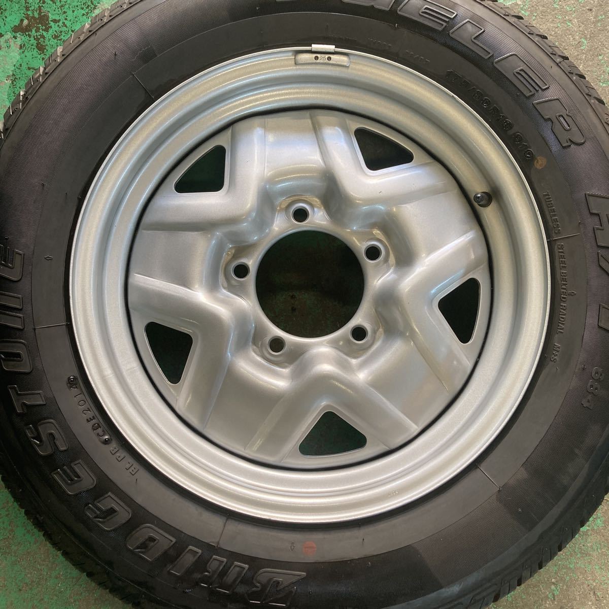 ジムニー スペアタイヤ 175/80R16 ブリヂストン DUELER H /T 1本 2014