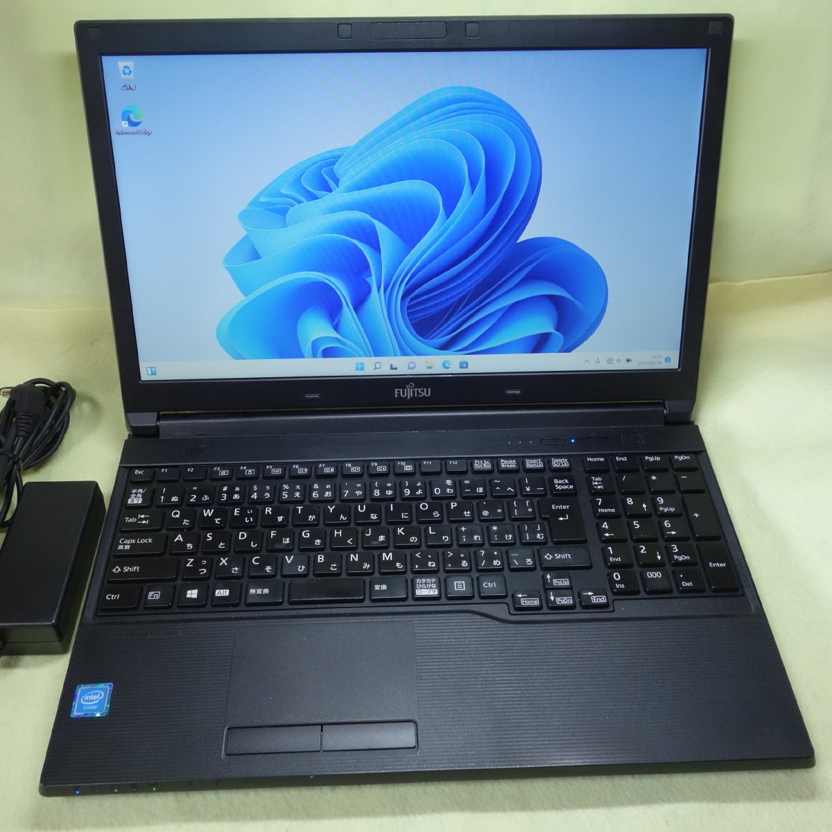 得価，セール 富士通 LIFEBOOK A576/P Celeron 3855U/SSD 120G/4G/Windows11(15インチ～)｜売買されたオークション情報、yahooの商品情報をアーカイブ公開 - オークファン 富士通