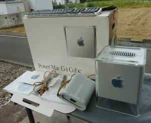 Power Mac G4 Cube Model No M7886 用純正ＡＣアダプターのみ 91-58944 正常中古品です。 PowerMac G4のYahoo!オークション(旧ヤフオク!)の相場・価格を見る
