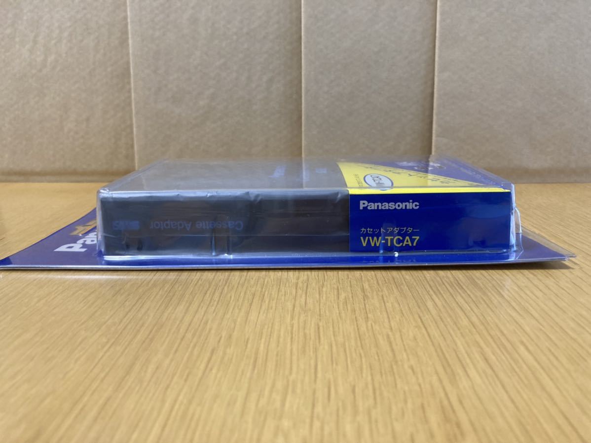 パナソニック Panasonic VHSカセットアダプター VW-TCA7 ② VW-TCA7 Panasonic VHS Panasonic製のVW VHS-C VW-TCA6