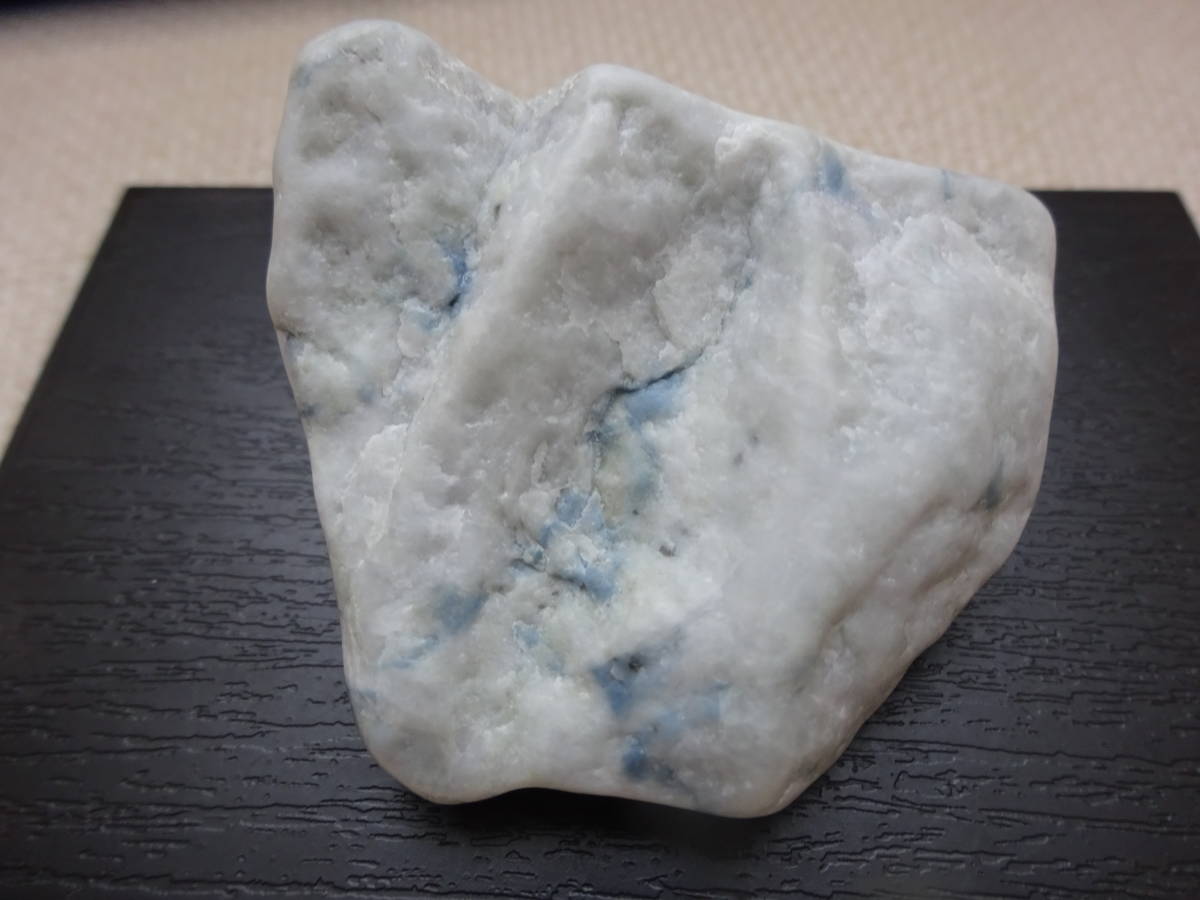 糸魚川翡翠 青翡翠 勾玉 Blue Itoigawa 糸魚川 青翡翠の通販 糸魚川 