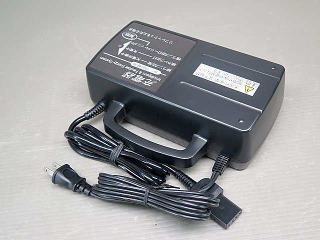 ★『未使用品』 ヤマハ PAS 電動アシスト自転車 専用充電器 X15-10 バッテリーチャージャー X06 X10 X12 X15 X21 パス 90793-29072 SW2749