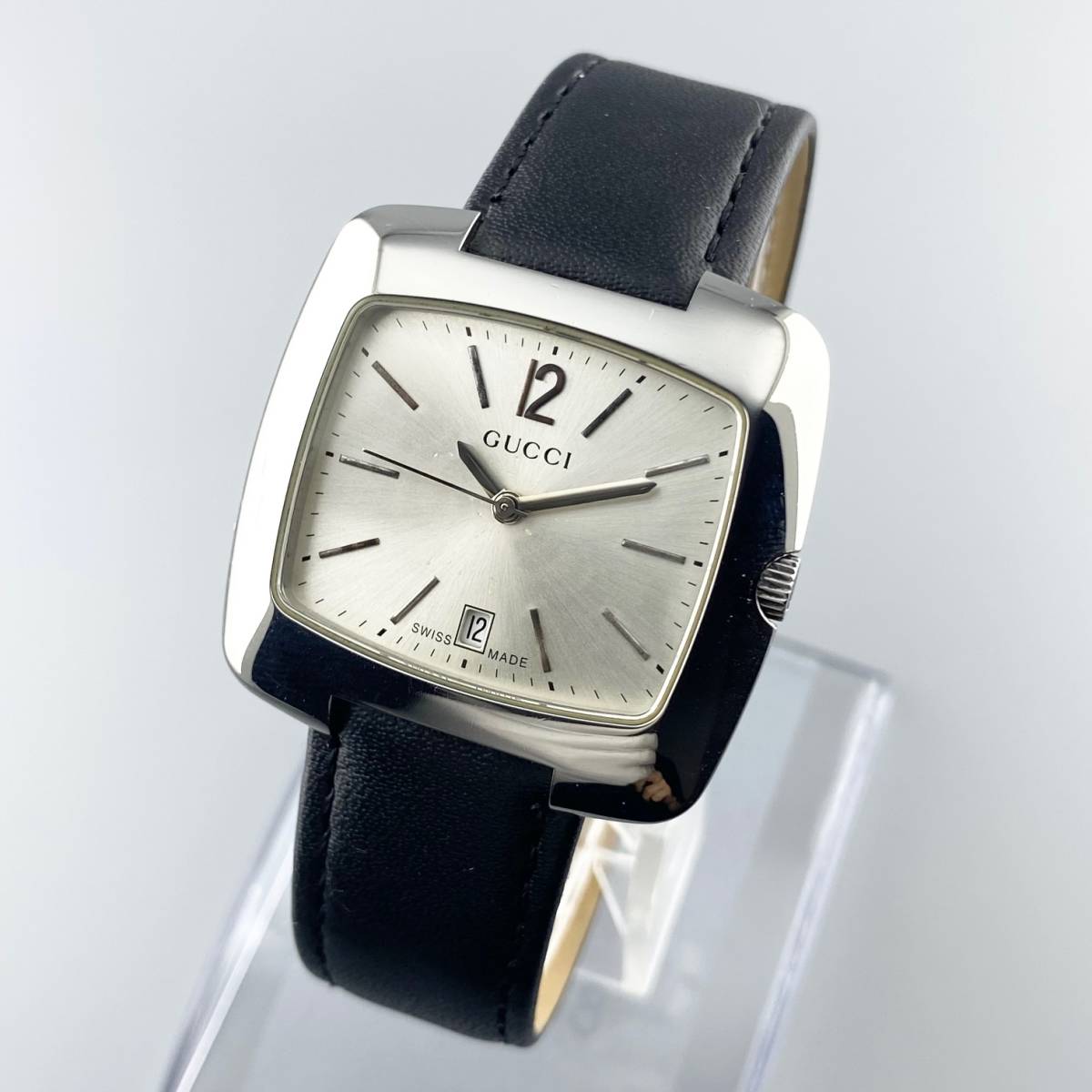 稼動品 GUCCI グッチ 8500M メンズ腕時計 クォーツ 黒 スイス製 GUCCI