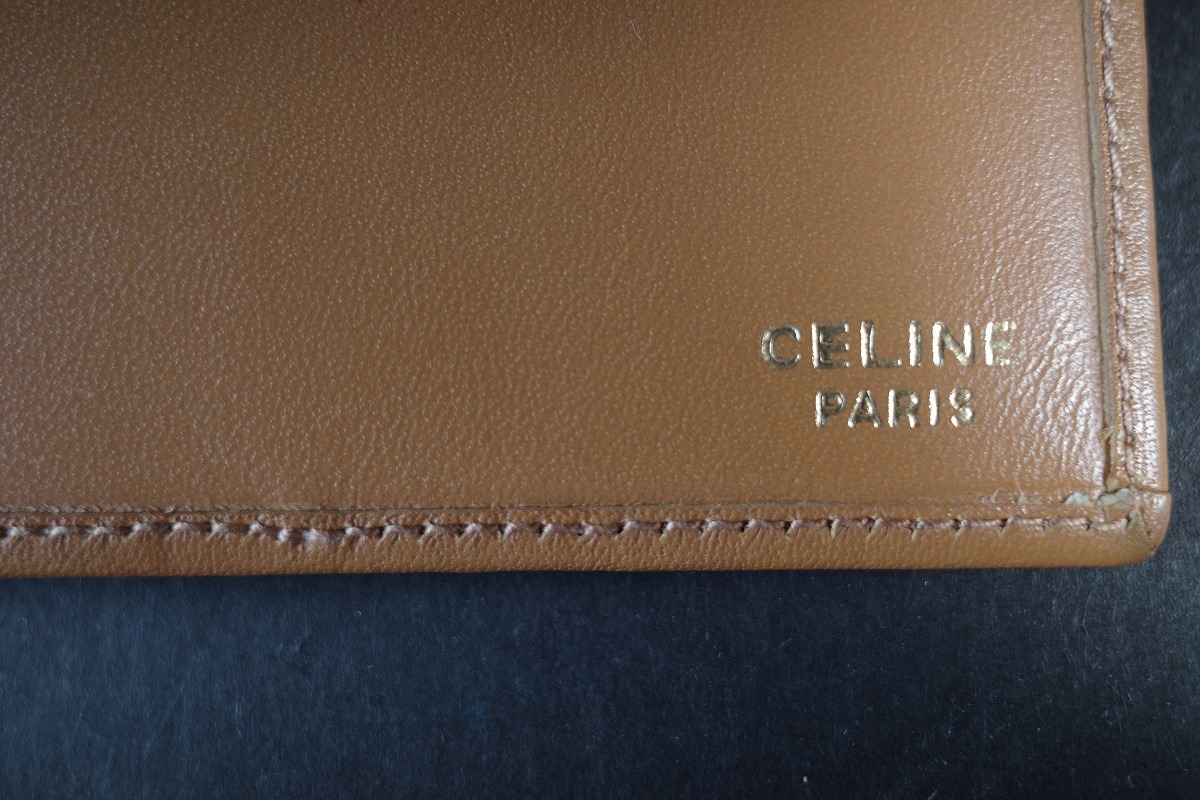美品 CELINE セリーヌ マカダム柄 PVC×レザー ゴールド金具 二つ折り 財布 ウォレット メンズ ブラウン系 薄型 スリム シンプル セリーヌ マカダム柄 CELINE 黒 極美品 GB3596
