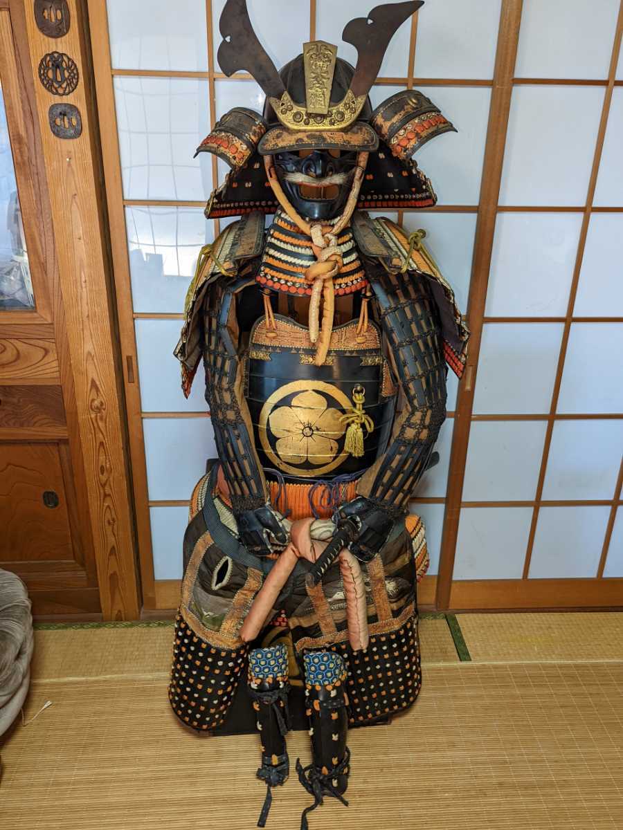 等身大 甲冑 一式 、脇差外装付きです。(甲冑（兜、鎧）)｜売買された 