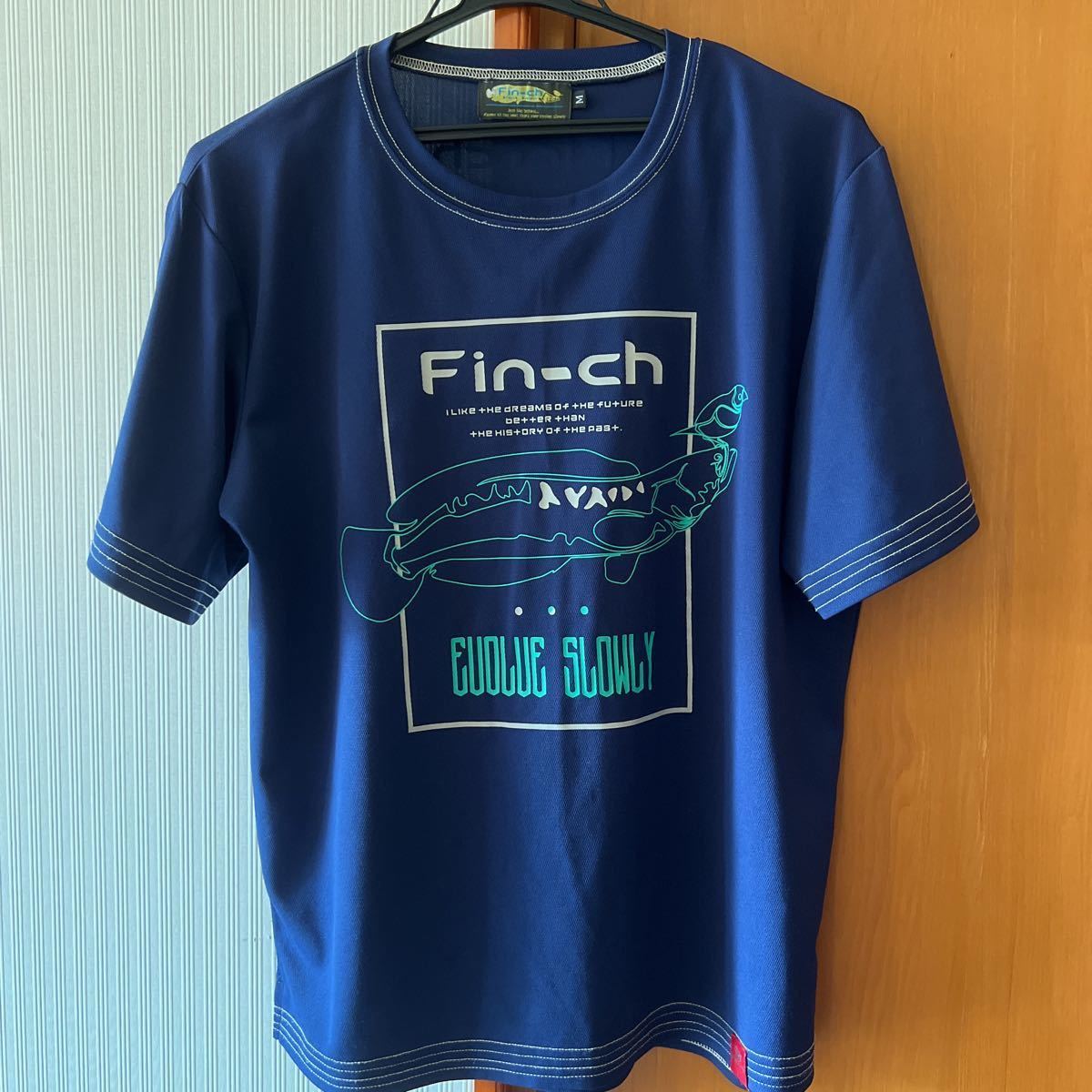  フィンチ fin-ch Tシャツ3枚(Tシャツ)｜売買されたオークション情報、yahooの商品情報をアーカイブ公開 - オークファン Tシャツ