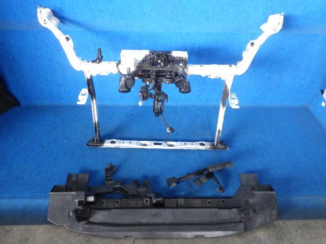 ★個人宅不可★　30系　アルファード　SA-Cパッケージ　コアサポート　フレームカット品　2016/11　GGH35W