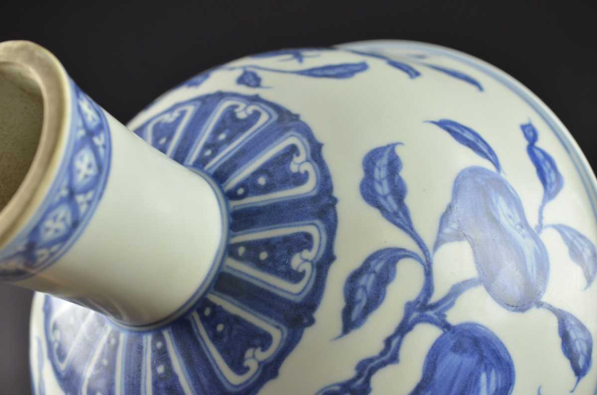 青花海獣文　高足杯 梵字入　中国　骨董品 青花海獣文 【中国陶磁器 GF969】青花瓜果紋高足杯 ☆中国骨董 高足杯
