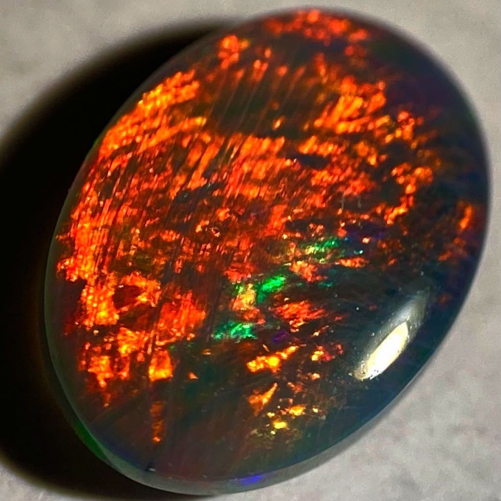 天然ブラックオパール0.448ct］6.50×4.97mm ルース ソーティング付 裸