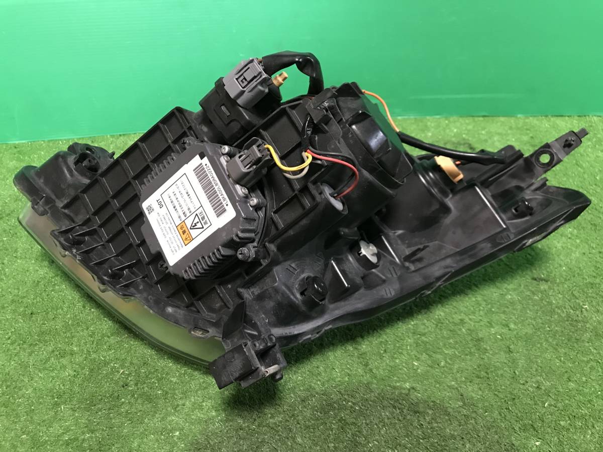 ZC31S ZC71S スイフト スイフト スポーツ 純正 HID ヘッドライト 右 