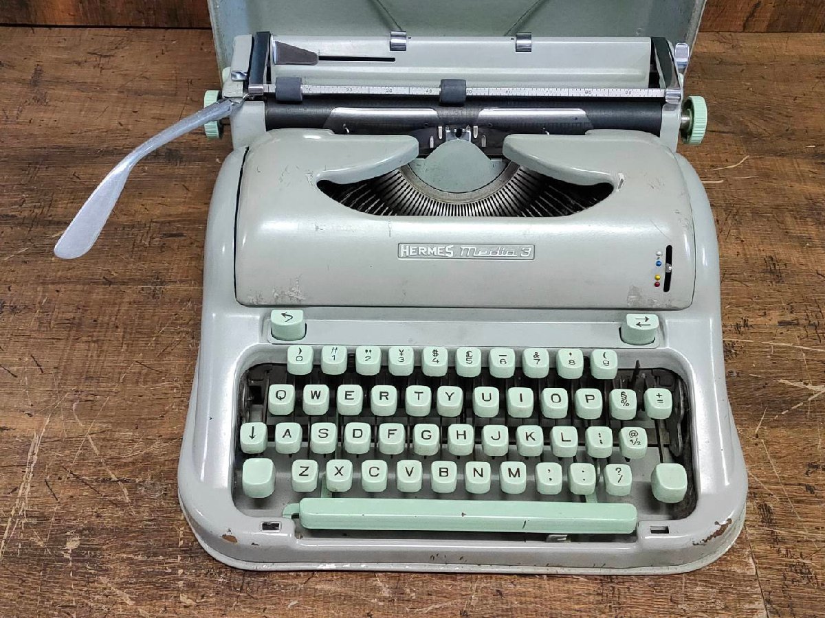 防衛庁 練習用タイプライター エルメス HERMES media3 タイプライター 