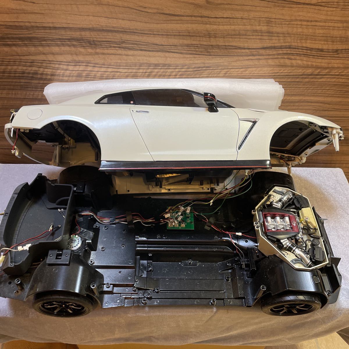 デアゴスティーニ 1/8 週刊 NISSAN NISMO R35 GT-R未完成 破損 欠品 