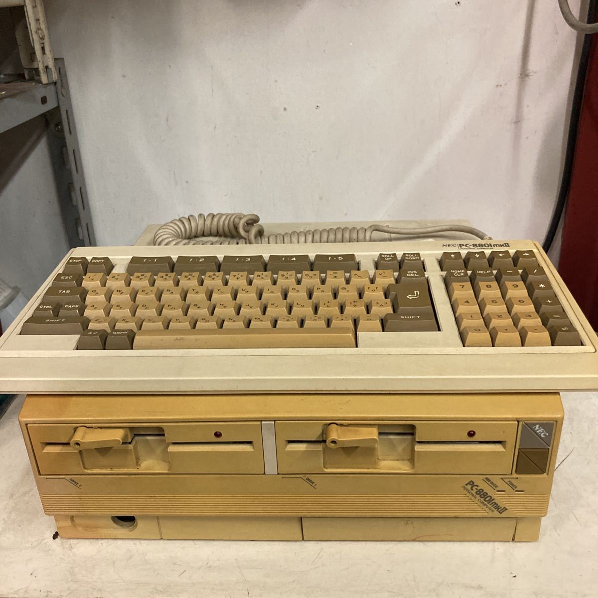  NEC PC-8801mk2 通電OK キーボード付 パーソナルコンピューター レトロパソコン 現状 ジャンク品(パソコン)｜売買されたオークション情報、yahooの商品情報をアーカイブ公開 - オークファン その他