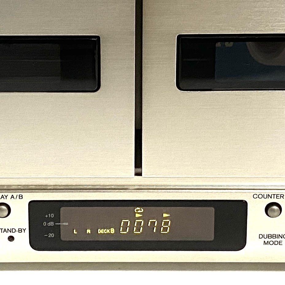 ONKYO K-W511Mダブルクイックリバースカセットデッキ単体のみ ONKYO K