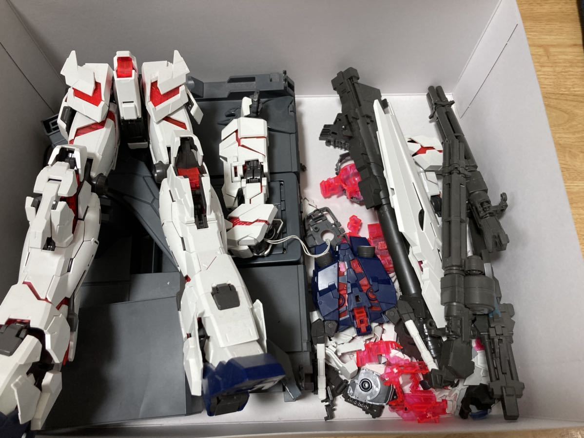 PG ジャンク ユニコーンガンダム 1⁄60 完成品 LEDユニット内蔵済 RX-0