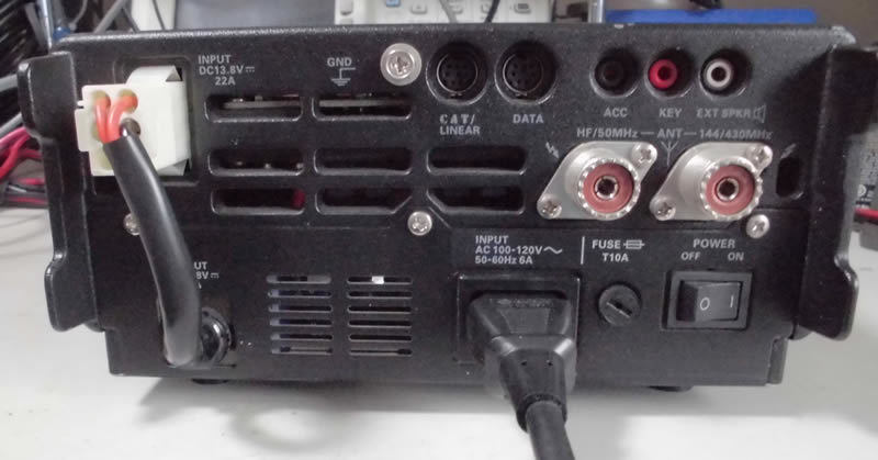 YAESU FT-897(100W) HF/50/144/430MHz帯 オールモードトランシーバー 
