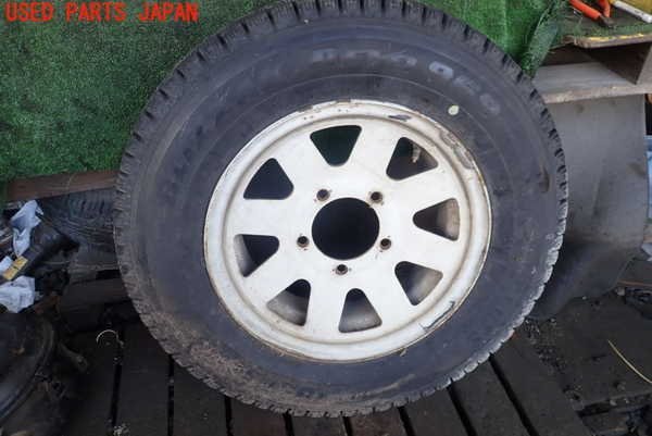  1UPJ-85429028 三菱ジープ J54 タイヤ ホイール 1本 3 185/80R15(スタッドレスタイヤ)｜売買されたオークション情報、yahooの商品情報をアーカイブ公開 - オークファン 5穴