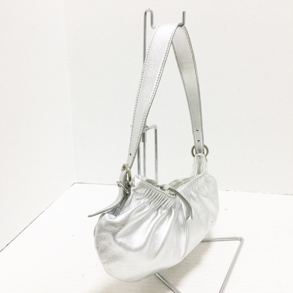 レザー miumiu MIU ハンドバッグ | ハンドバック 公式通販 Miu ミュウ 